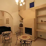 La Casa Del Mercante Racale